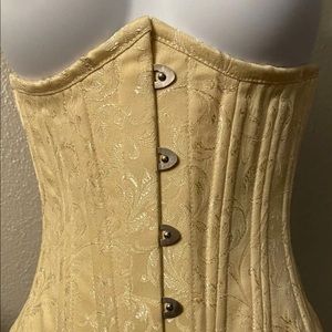 Size 18” corset. Steel boned ivory